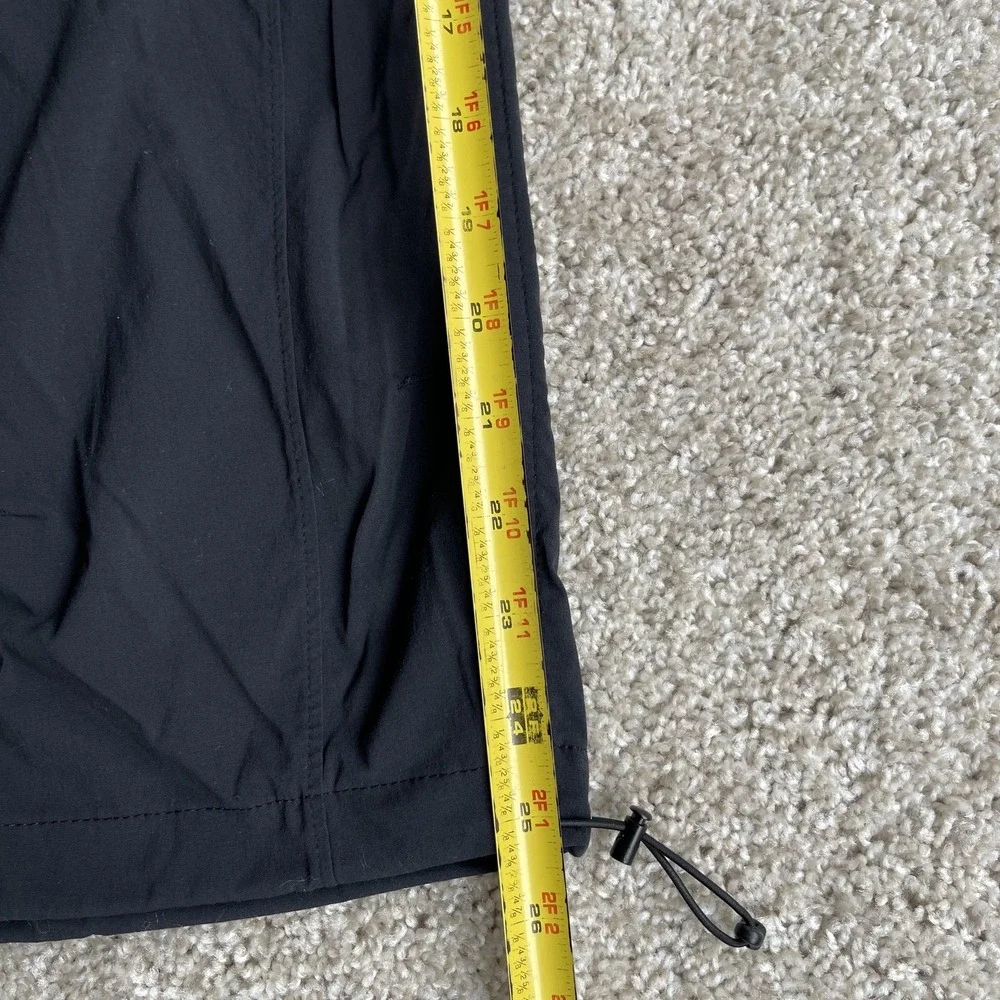 Columbia Capri Pants Womens 12 Black Omni-Shade Zip Pocket Hiking Sun Protection